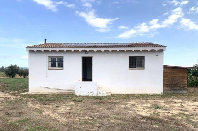Ginestar – 2 bedroom, 2 bathroom country house with own well