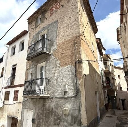 Rasquera – 4 storey townhouse